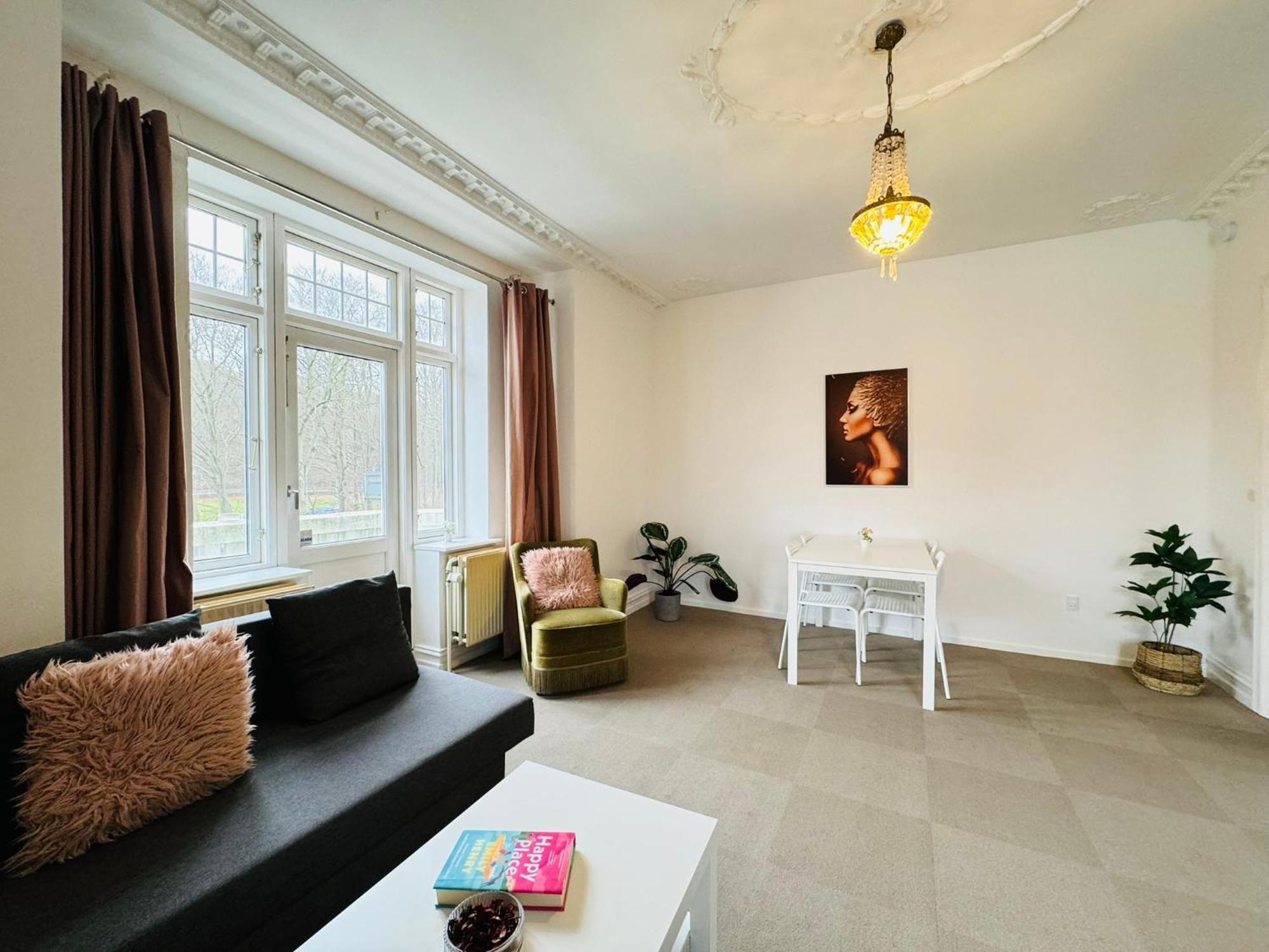Aday - Villa Firenze - 2 Bedrooms Bright Apartment Aalborg Exterior foto