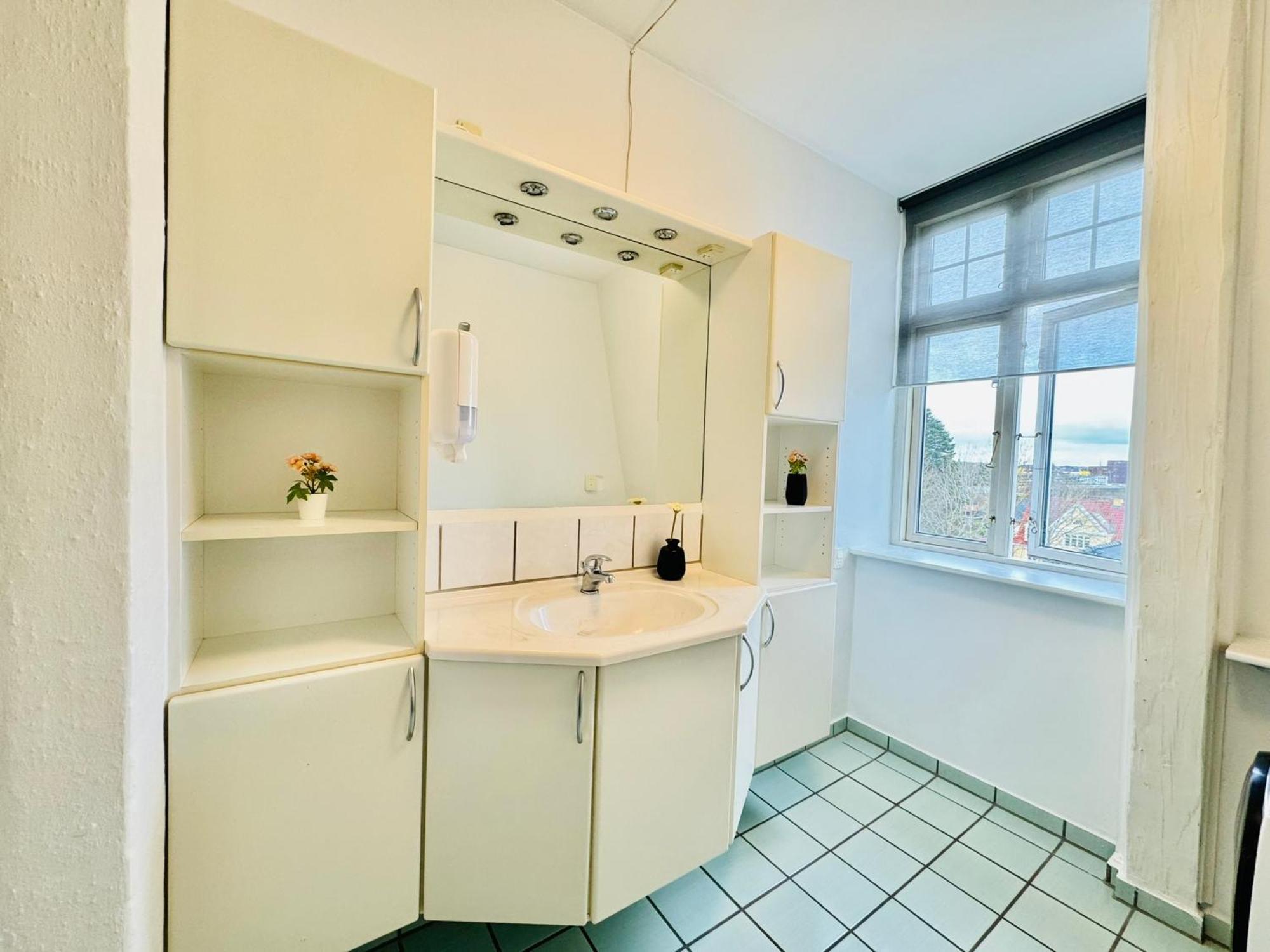 Aday - Villa Firenze - 2 Bedrooms Bright Apartment Aalborg Exterior foto